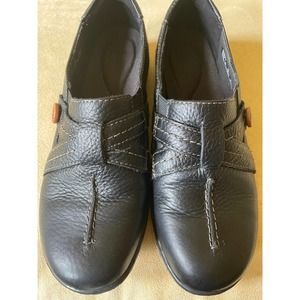 Clarks topstitched shoes